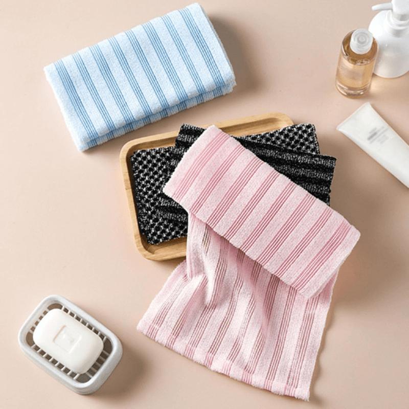 Runway Smooth™ Exfoliating Shower Towel